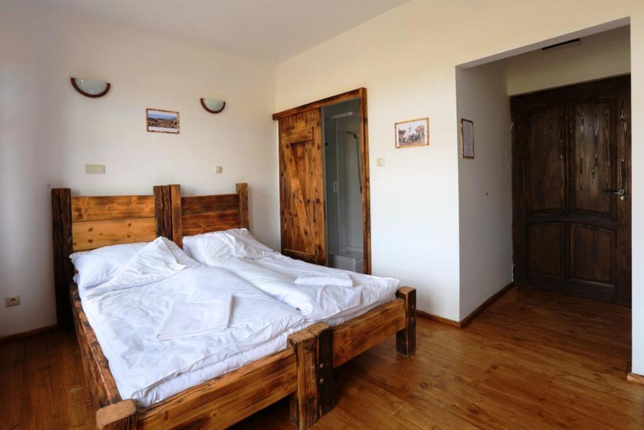 Bed and Breakfast Tordas Western House Exteriér fotografie